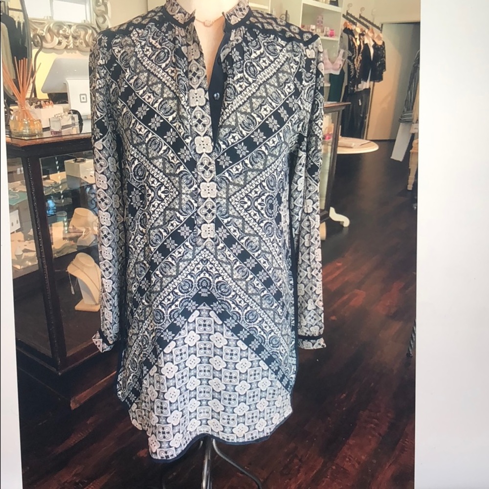 Tolani tunic in ebony